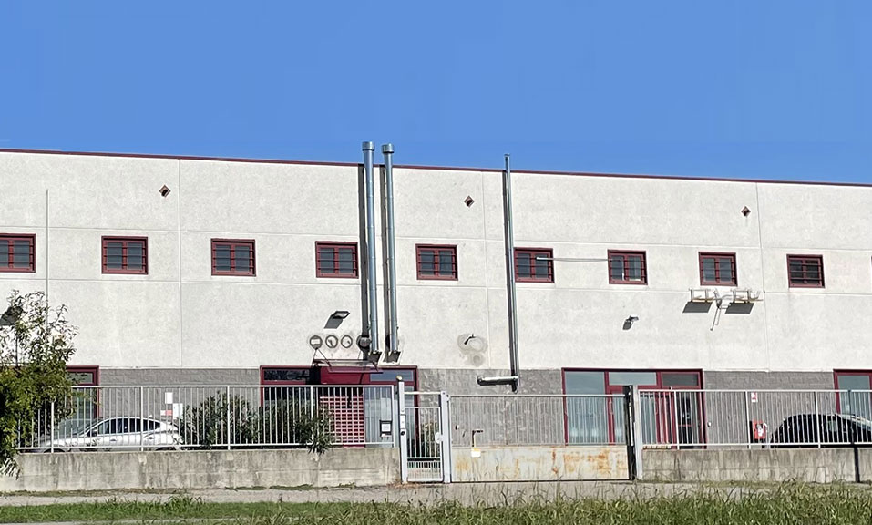 Capannoni Industriali - Villa Cortese